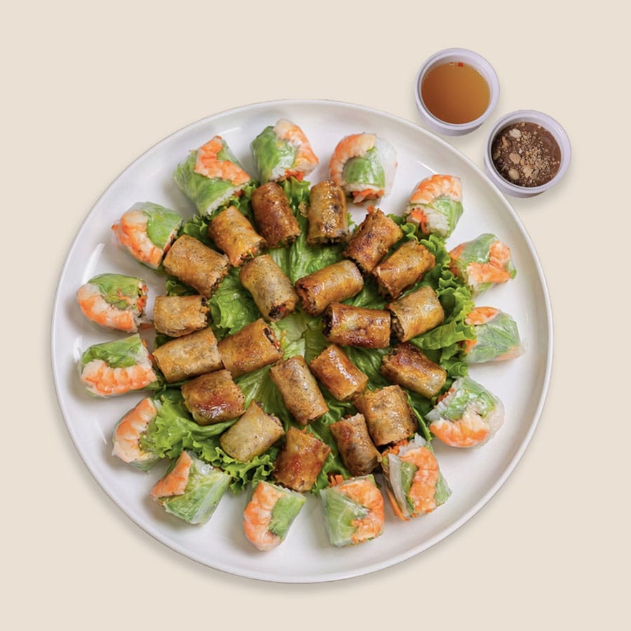 Bilao-Mixed-Fresh-&-Fried-Spring-Rolls-Mẹt-Gỏi-Cuốn-&-Nem-Rán