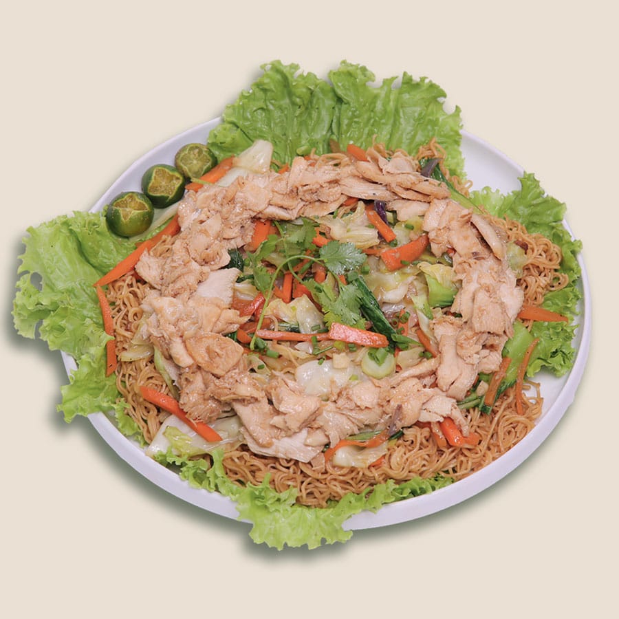 Bilao-Stir-Fried-Noodles-with-Chicken-Mẹt-Mì-Xào-Gà
