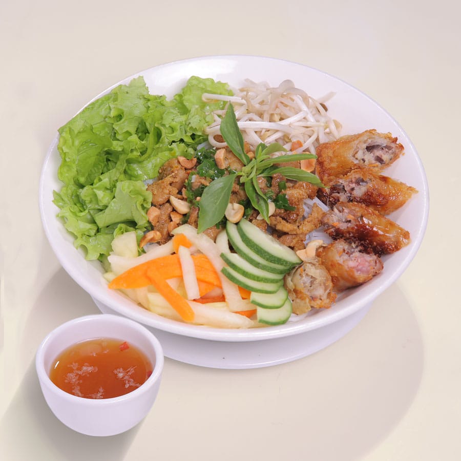 Pork-BBQ-Mixed-with-Noodles-Vermicelli-Bún-Thịt-Nướng