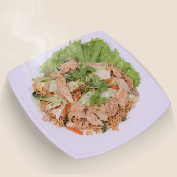 Stir-Fried-Noodles-with-Chicken-Mì-Xào-Gà